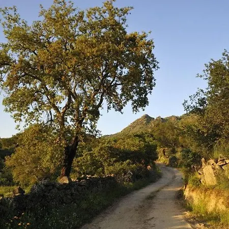 El Granero At Al-manzil Arroyomolinos de Montánchez